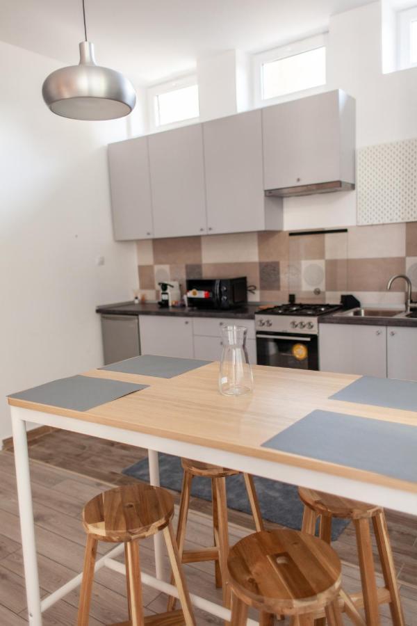 Modern Studio In The Heart Of Iasi Exterior photo